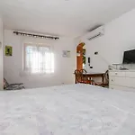 Apartment Anna Trogir